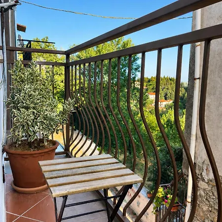 La Casa Nel Borgo Di Hébergement de vacances